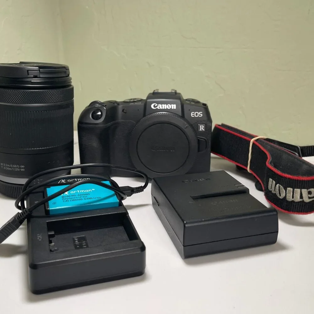 Canon EOS RP 26.2MP Full Frame Mirrorless Digital Camera used bundle